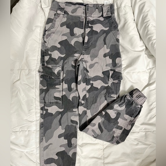Hollister Denim - Hollister ultra high rise jogger xs